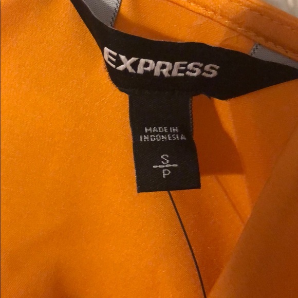 NWT Orange tie back crop tank - Picture 4 of 5